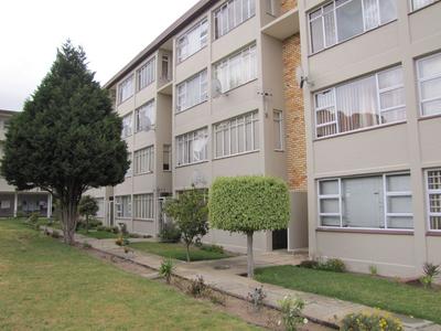 Apartment / Flat For Sale in Blomtuin, Bellville