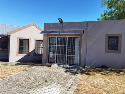 House For Rent in Protea Village, Brackenfell