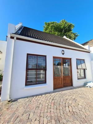 Apartment / Flat For Rent in Durbanville, Durbanville