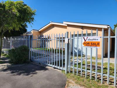 House For Sale in Bothasig, Milnerton